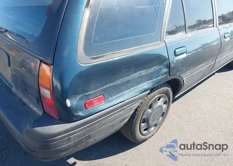 1995 Ford Escort Lx/Sport from USA, damaged, VIN 1FASP15J4SW362673